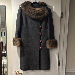Vintage Coat with Fox Fur Trim